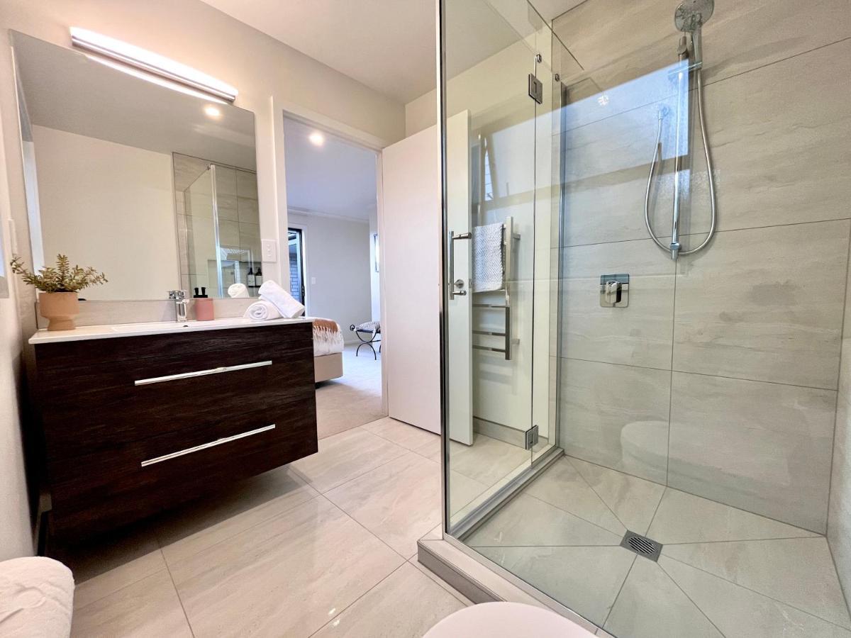 Luxury Villa, Central, Golf And Cafes - By Kosh Bnb Hamilton Extérieur photo
